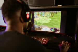 Gaming v dobrem setupu (Foto: pexels)